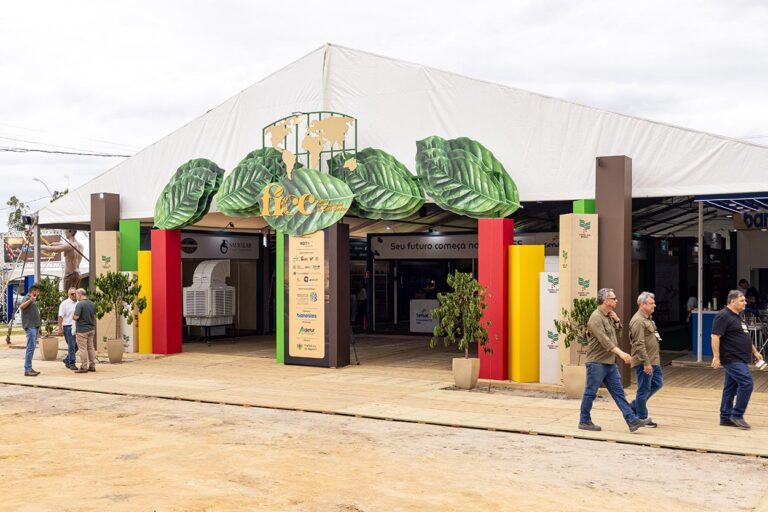 Feira Internacional do Café Conilon reúne lideranças do agronegócio em São Mateus